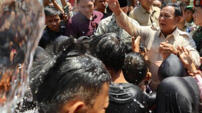 Prabowo Mengesahkan Pembukaan Sumber Air Bersih