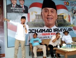 Iwan Bule Berinteraksi Langsung dengan Masyarakat di Jabar, dari PKL hingga Pelaku UMKM untuk Mendengar Aspirasi mereka