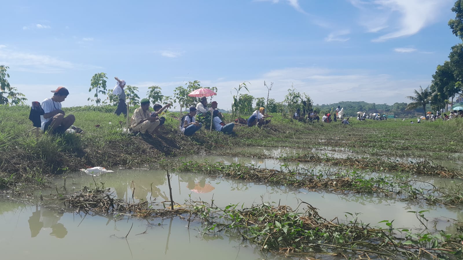 Rokhmat Ardiyan, Caleg DPR RI Dapil Jabar X, Menampilkan Suara Menarik Melalui Acara Mancing Mania di Pangandaran