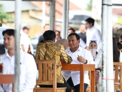 Jokowi dan Prabowo Mampir Makan Bakso dan Doakan Sukses Usaha Kuliner Sholeh