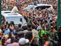 Ribuan Petani dan Peternak Bersemangat Menyambut Kedatangan Prabowo di Sumedang