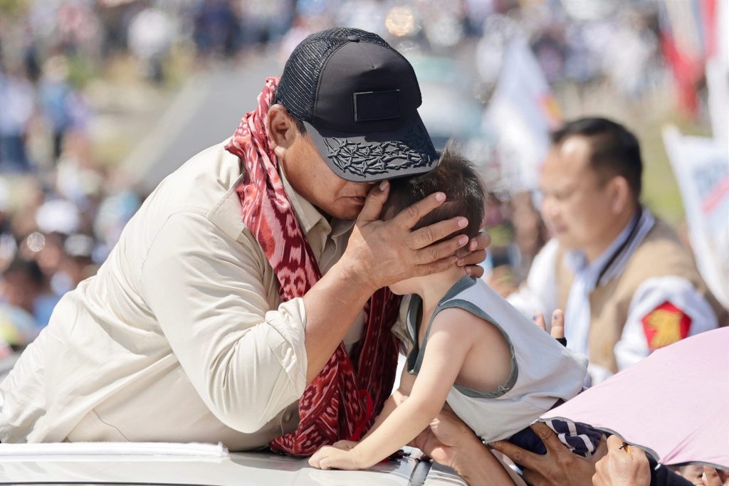 Prabowo Subianto: Program Makan Siang Siswa di Sekolah Harus Dianggap Penting untuk Membuat Anak Indonesia Kuat dan Cerdas