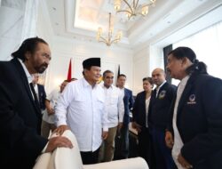 Prabowo Subianto Bertemu Surya Paloh di NasDem Tower: Kehadiran Saya untuk Menghormati