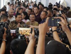 Prabowo Subianto Meminta Maaf Lahir Batin ke Rekan-Rekan Media pada Hari Kedua Lebaran