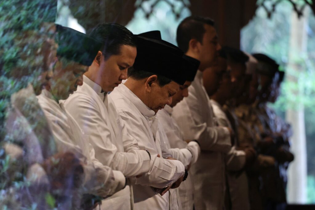 Prabowo Subianto Attends Eid al-Adha 1445 H Celebration at Nurul Wathan Mosque in Hambalang