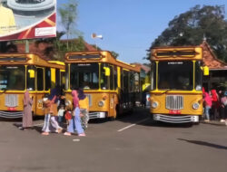 Selama Liburan Sekolah, DLHP Menyediakan Bus Gratis untuk Keliling Tuban