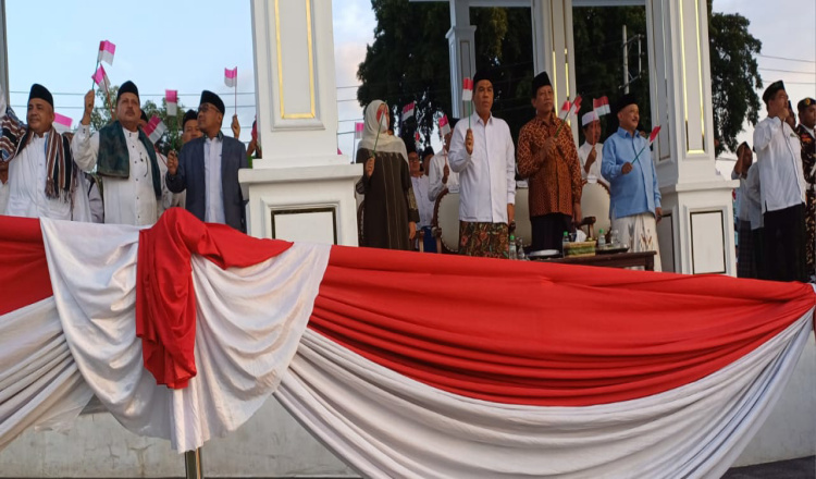 Bupati Beri Tanggapan tentang Kehadiran Khofifah dalam Pelantikan Pengurus Anak Ranting NU di Situbondo