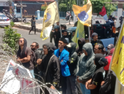 PMII Jember Menggelar Aksi di Depan DPRD untuk Kawal Raperda RTRW yang Dikritik