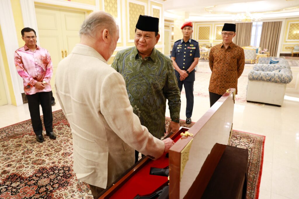 Prabowo Subianto Continues his Journey to Malaysia after Visiting Four Countries, Beginning with a Meeting with Sultan Ibrahim