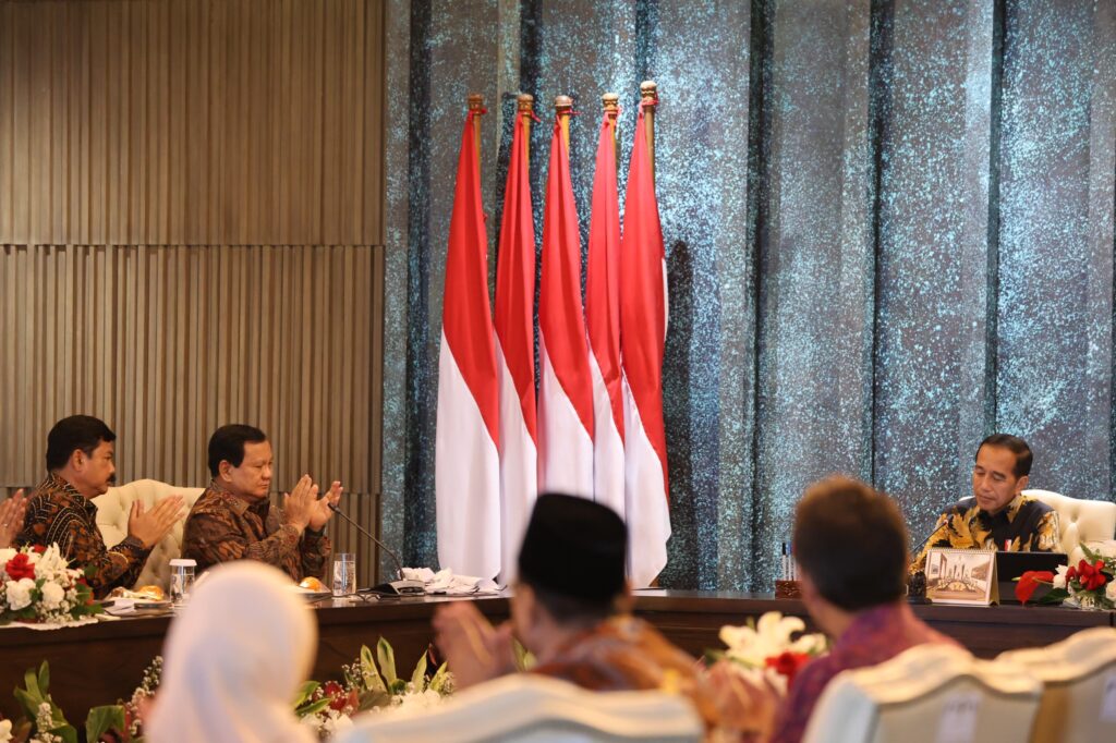 Prabowo Subianto Strikes a Chord with Jokowi in Emotional Moment at IKN’s Final Plenary Session, Luhut Discloses