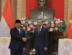 Prabowo Subianto Visits Hanoi to Discuss Strategic Partnership with Vietnam’s President