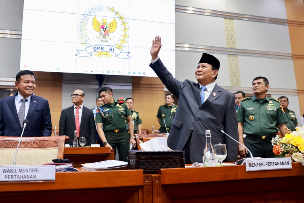 Prabowo Subianto Says Goodbye and Apologizes in Last DPR Meeting: Bigger Responsibilities on the Horizon