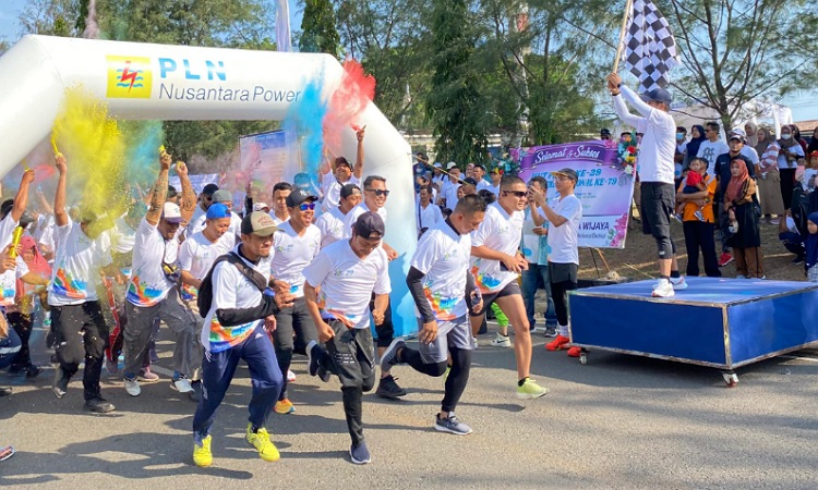 PLN Tanjung Awar-Awar Tuban Merayakan Hari Listrik Nasional ke-79 Tahun dengan Fun Run Nusantara