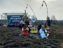 Event Ijen Caldera Fiesta Disparbudpora Bondowoso, Mempersembahkan Tarian Tradisional Ojung, Singo Ulung, dan Rokat Bumih