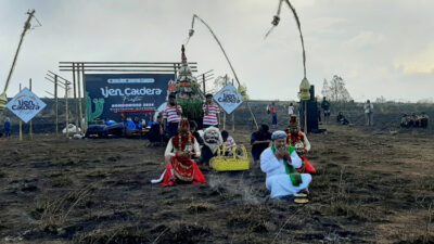 Event Ijen Caldera Fiesta Disparbudpora Bondowoso, Mempersembahkan Tarian Tradisional Ojung, Singo Ulung, dan Rokat Bumih