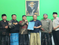 Petunjuk Ketua DPRD untuk Pengurus Harian PABPDSI Bondowoso