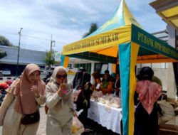 BPRS Bhakti Sumekar Gelar Ramadan Bazar Murah: Sembako Diskon 50%