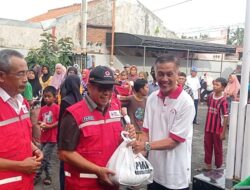 Penggalakan Kemanusiaan: PMI Cilacap Salurkan Ratusan Paket Sembako
