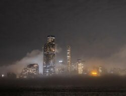 Misteri Kabut Tebal di Hongkong