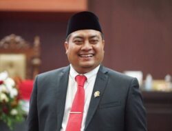 Solusi Anggota DPRD Jatim dan SMAN 1 Turen: Duduk Satu Meja