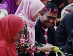 Kisah Romantis Bupati Fauzi & Istri di Festival Ketupat Slopeng