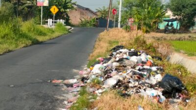 Masalah Tumpukan Sampah di Wonoayu Sidoarjo: TPS dan Papan Peringatan Dibutuhkan