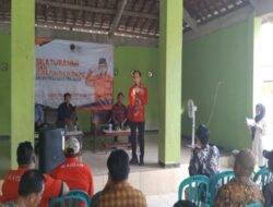 DPR RI dan DPRD Cilacap Bersatu di Kesugihan: Dreinase dan Insentif Guru Ngaji