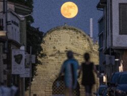 5 Fenomena Langit Juni 2025: Ramalan Astrologi Terkini