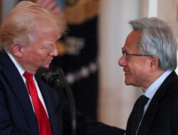 Trump Soroti Kebaikan dengan Uang Rp2.300 T
