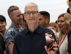 Kontroversi: Permintaan Mundur CEO Apple Tim Cook