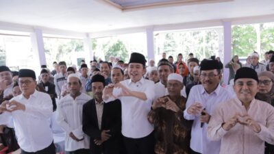 Bupati Jember Muliakan Guru Ngaji dengan Tunjangan dan Beasiswa