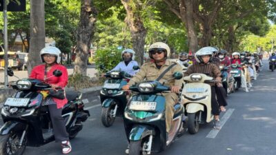 Meriahnya Honda Community Convoi Merdeka di Surabaya