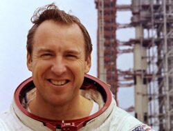 Jim Lovell, Astronot Legendaris Meninggal Dunia: Pemimpin Misi Apollo 13