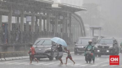 Penyebab Hujan Ekstrem di Bulan Agustus: Bongkar BMKG