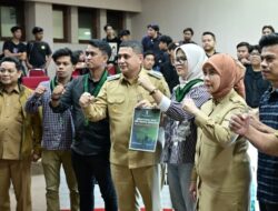 Turun ke Jalan: Wali Kota Makassar Dengarkan Aspirasi Massa HMI