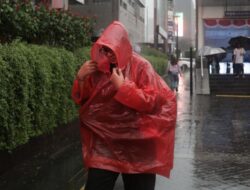 Peringatan Cuaca Jakarta: Hujan Lebat Hingga Kamis